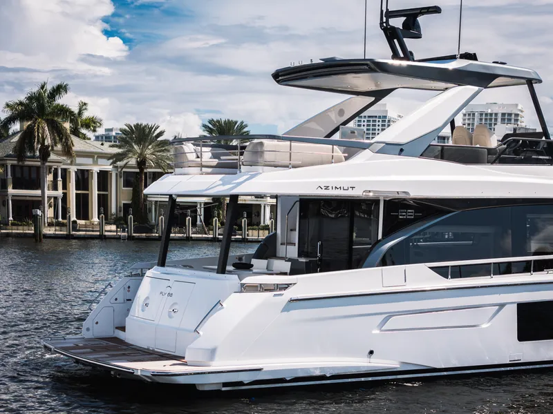 Slide: The Image of Azimut Fly 68 2026 - 5736970