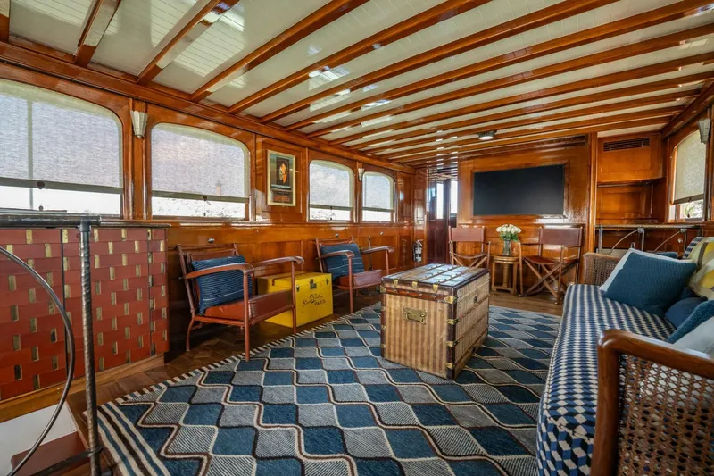 Slide: The Image of Trumpy 58 1937 - 5910082