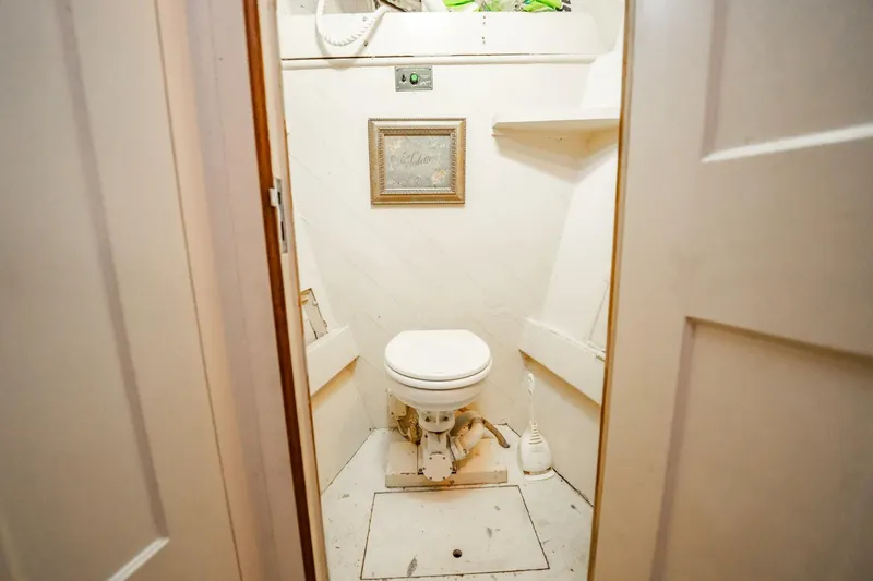 Slide: The Image of Trumpy 58 1937 - 5910098