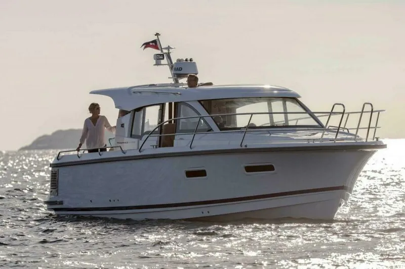 The Image of Nimbus 305 Coupe 2025 - 5561756