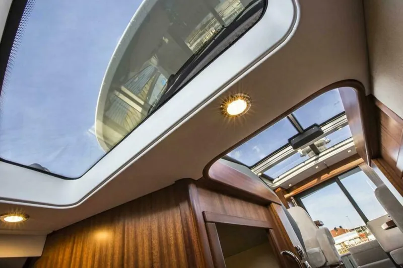 Slide: The Image of Nimbus 405 Coupé 2025 - 5561872