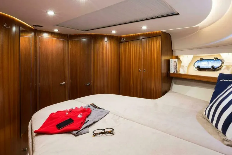 Slide: The Image of Nimbus 405 Coupé 2025 - 5561877