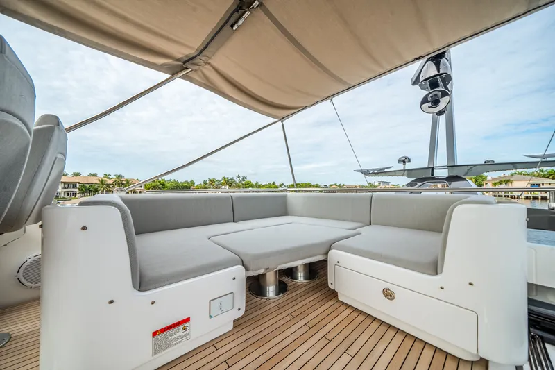 Slide: The Image of Azimut S8 2026 - 5702364