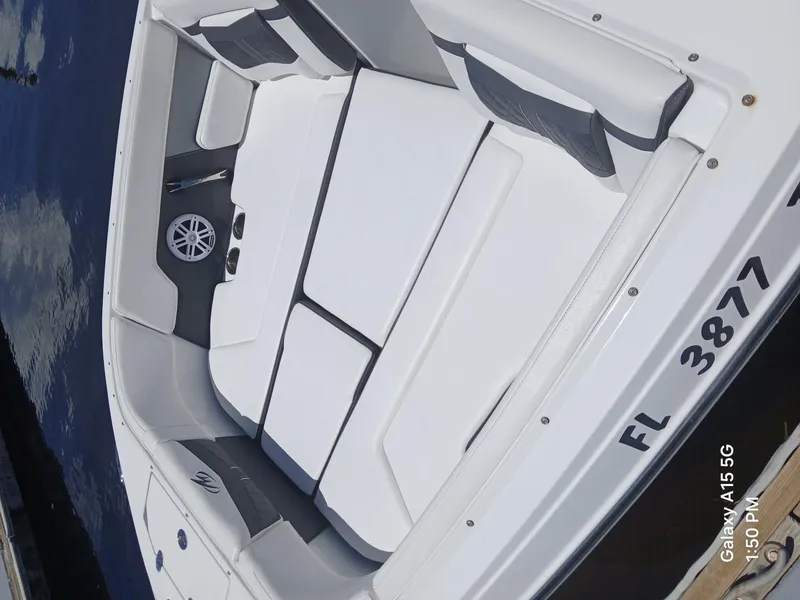 Slide: The Image of Monterey 225 2023 - 5562275