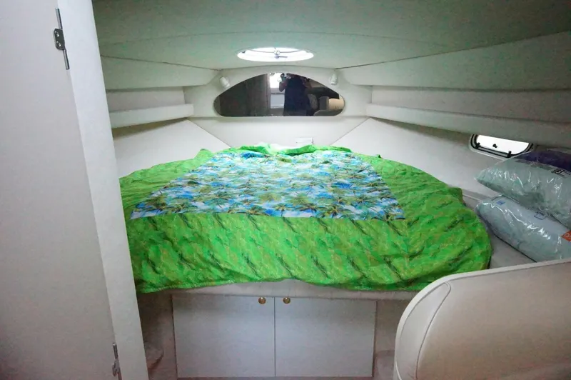 Slide: The Image of Cruisers 3375 Esprit 1997 - 5562880