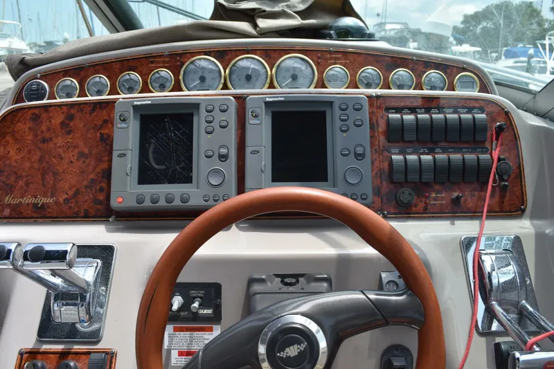 Slide: The Image of Wellcraft 3300 Martinique 2003 - 5562953