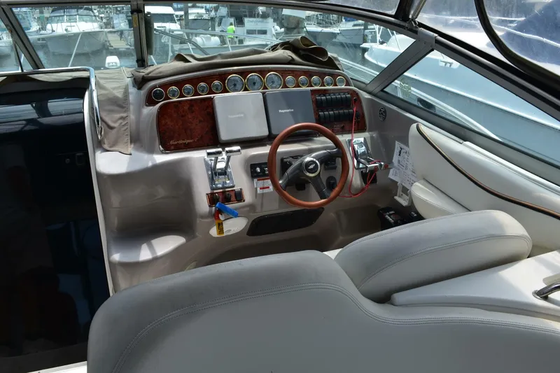 Slide: The Image of Wellcraft 3300 Martinique 2003 - 5562955