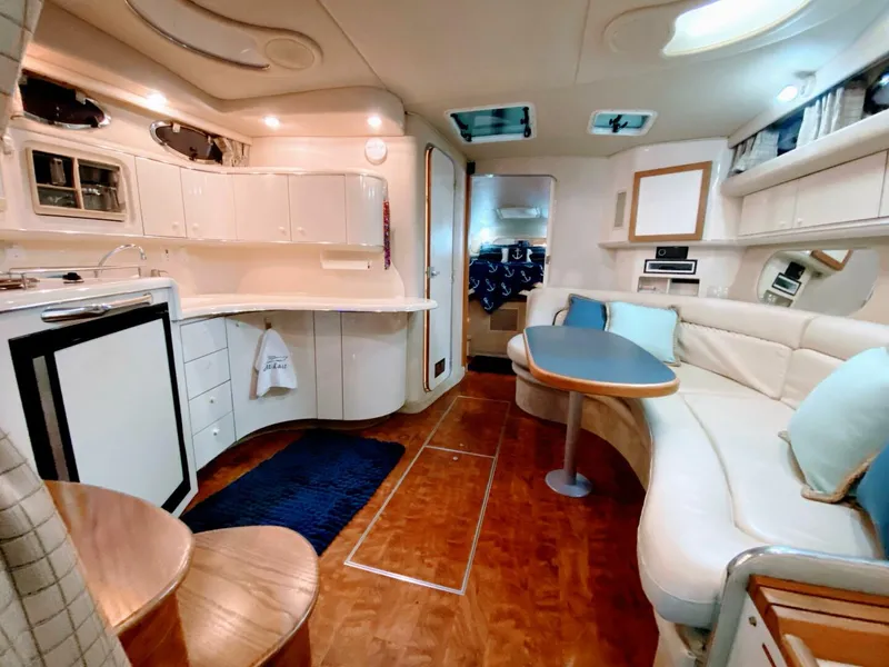 Slide: The Image of Sea Ray 370 Sundancer 1995 - 5563387