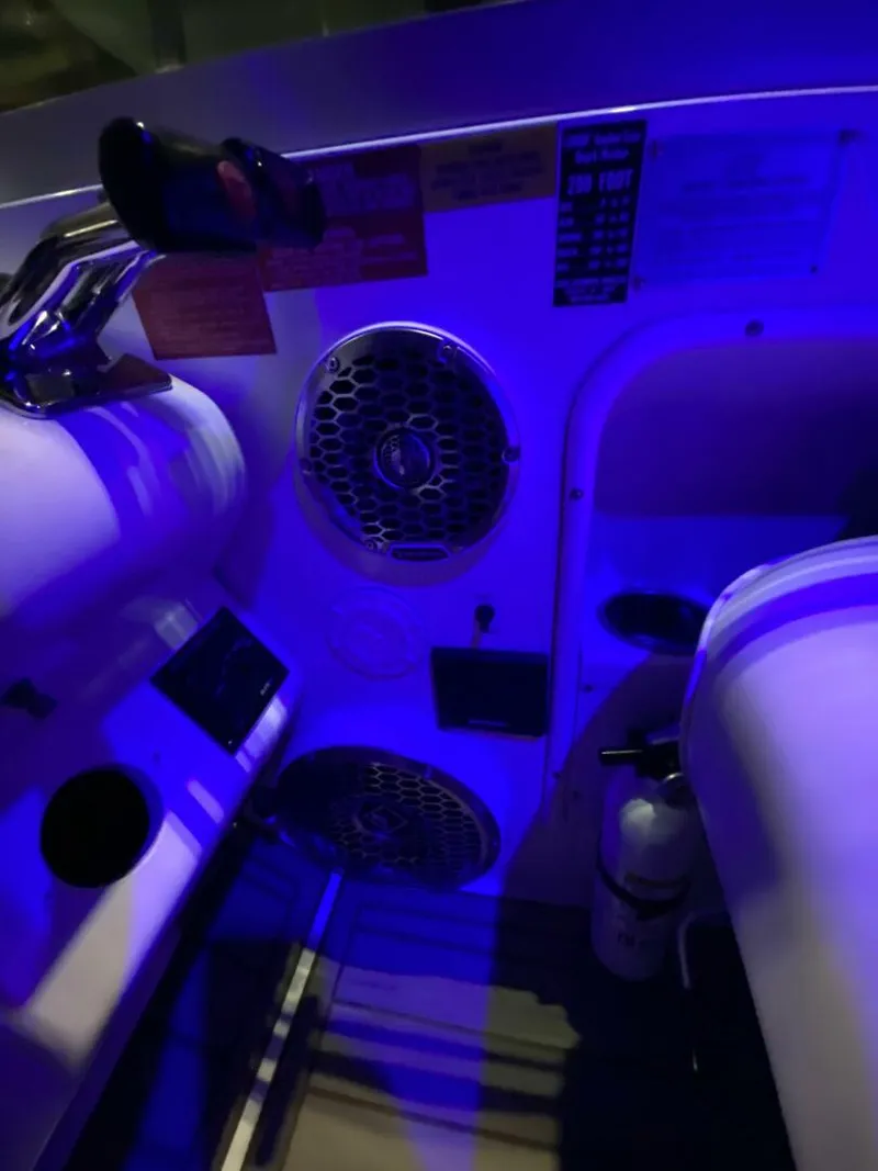 Slide: The Image of Sea Ray 370 Sundancer 1995 - 5563401