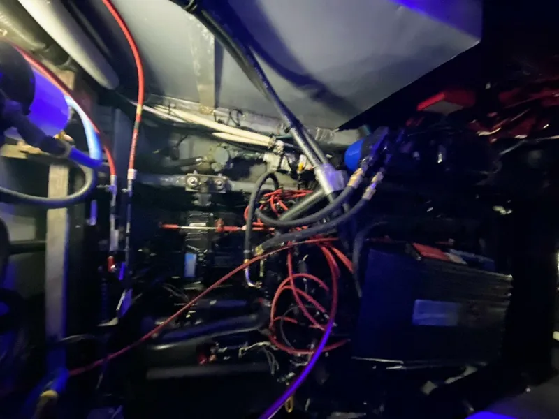 Slide: The Image of Sea Ray 370 Sundancer 1995 - 5563404