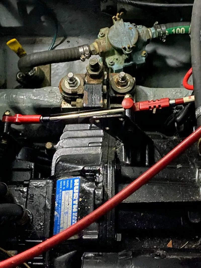 Slide: The Image of Sea Ray 370 Sundancer 1995 - 5563408