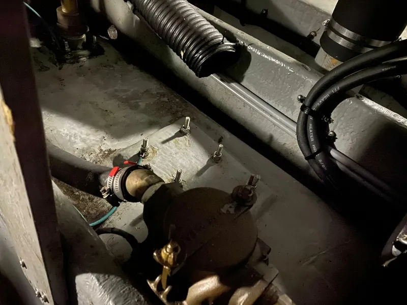 Slide: The Image of Sea Ray 370 Sundancer 1995 - 5563411