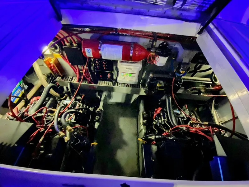 Slide: The Image of Sea Ray 370 Sundancer 1995 - 5563381