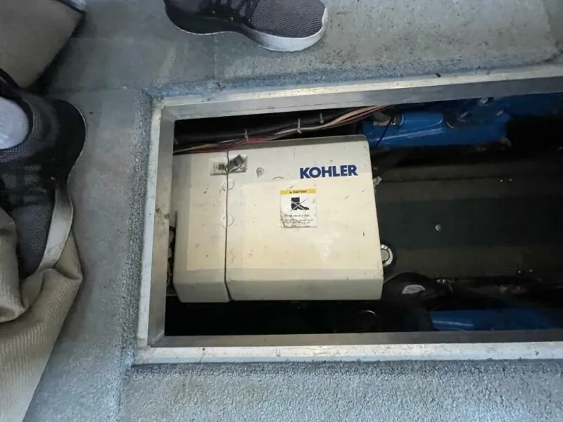 Slide: The Image of Carver 40 1996 - 5563648