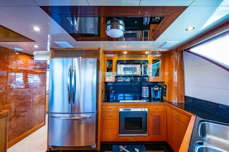 Slide: The Image of Ocean Alexander 78 Somewhere In Time- Galley 2005 Ocean Alexander 78 EB Somewhere In Time - 5564009