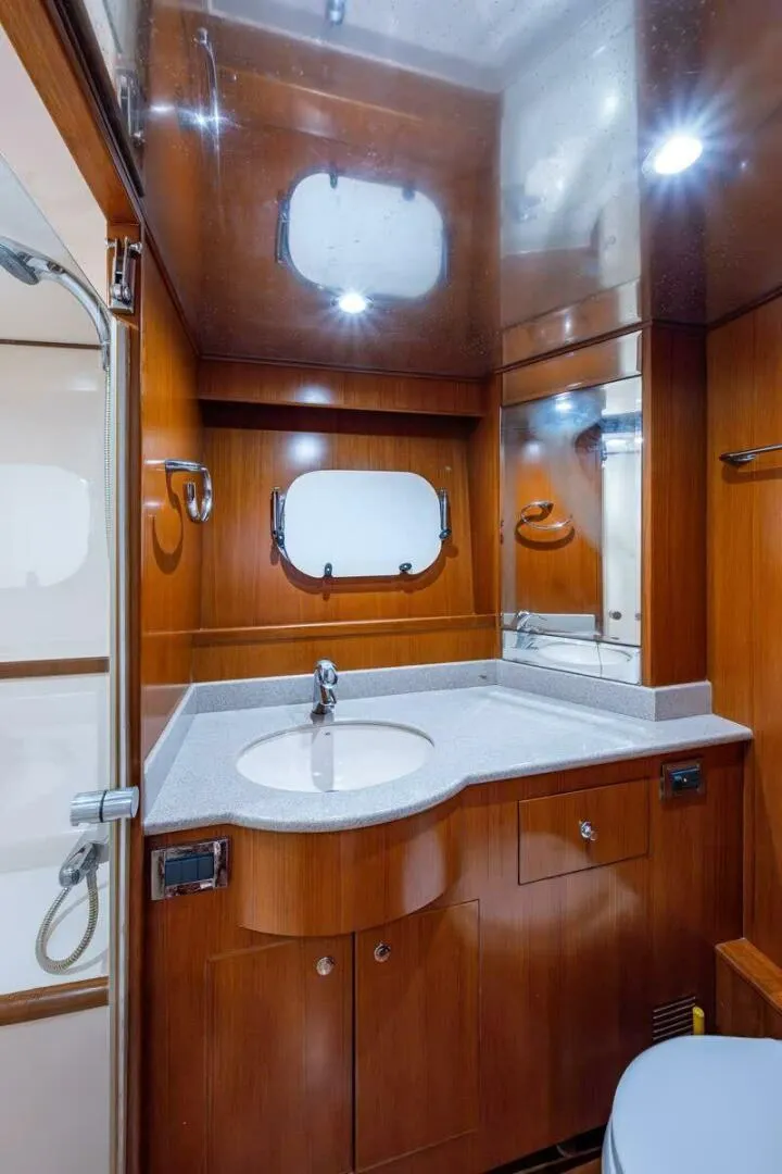 Slide: The Image of Ocean Alexander 78 Somewhere In Time- Crew Quarters 2005 Ocean Alexander 78 EB Somewhere In Time - 5564047