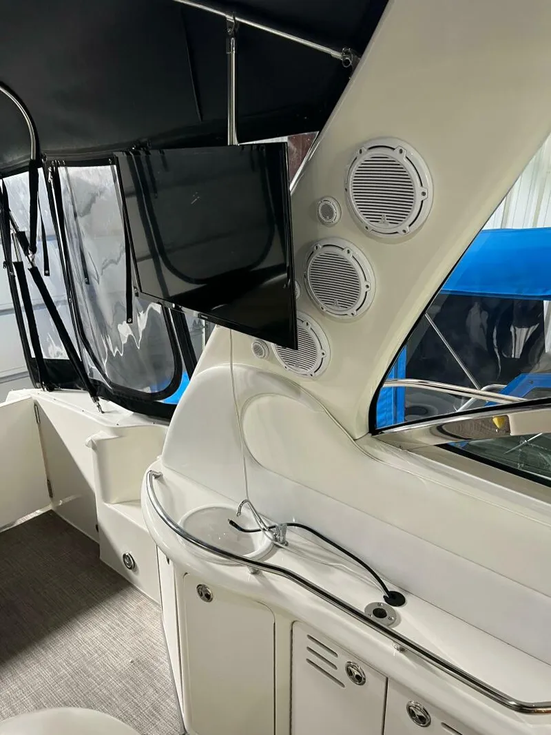 Slide: The Image of Sea Ray 410 Sundancer 2003 - 5563822