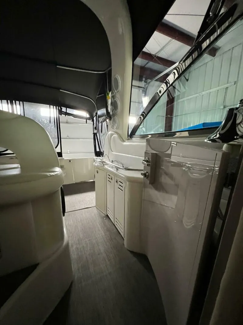 Slide: The Image of Sea Ray 410 Sundancer 2003 - 5563823