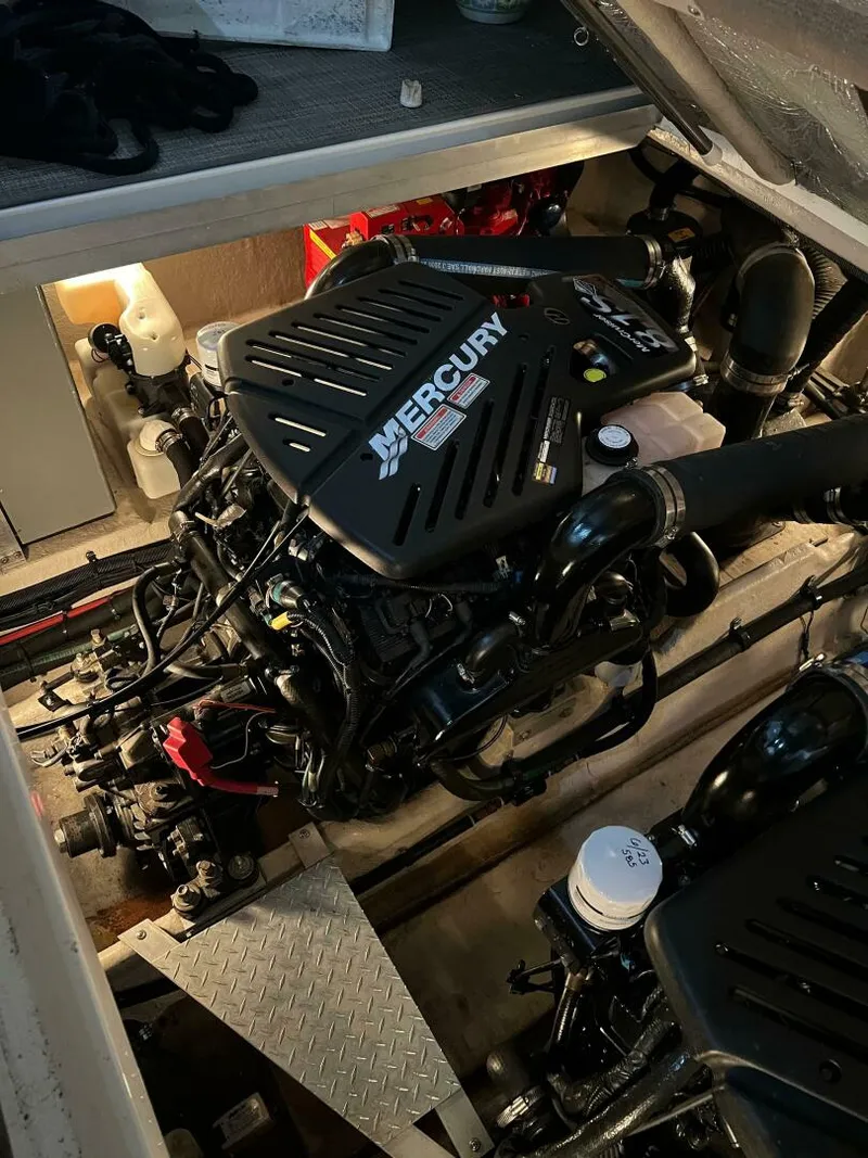 Slide: The Image of Sea Ray 410 Sundancer 2003 - 5563829