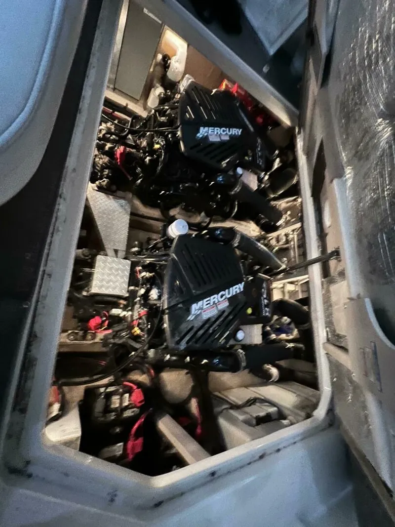 Slide: The Image of Sea Ray 410 Sundancer 2003 - 5563830