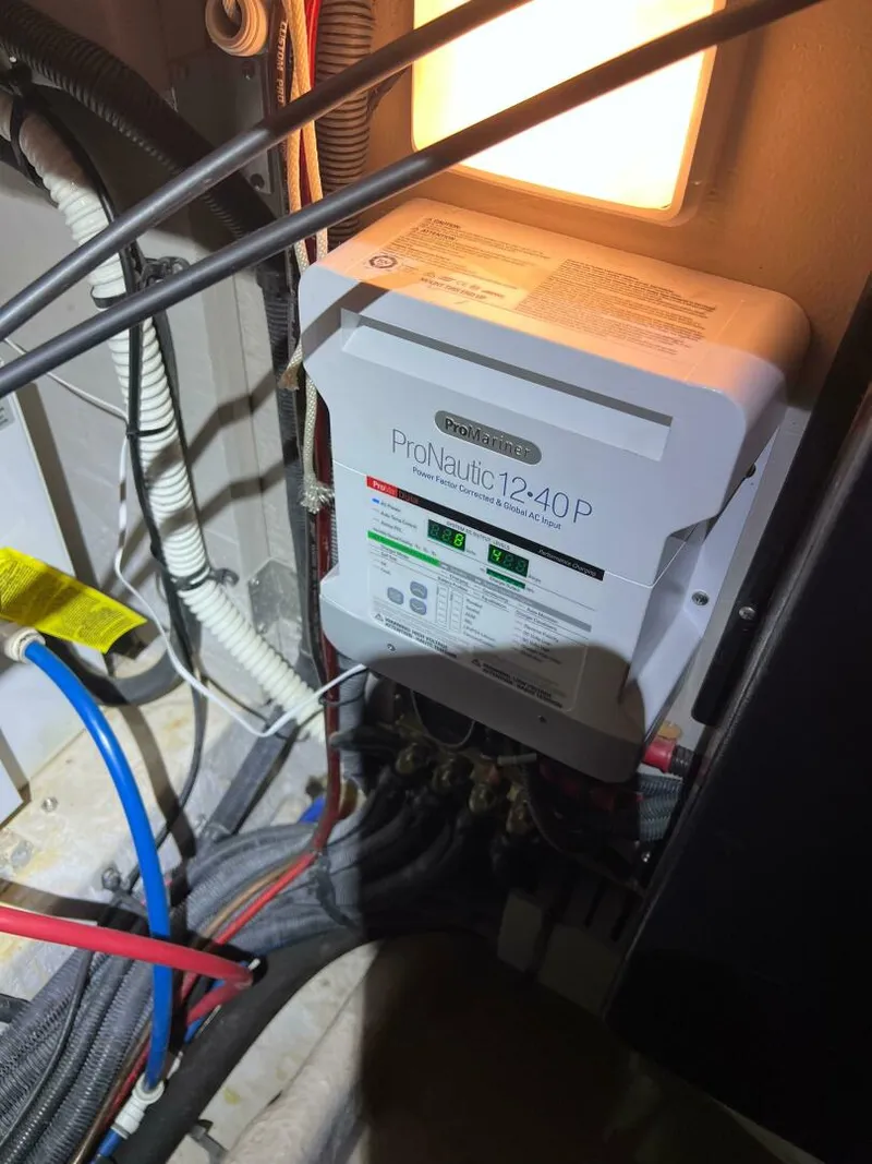 Slide: The Image of Sea Ray 410 Sundancer 2003 - 5563837