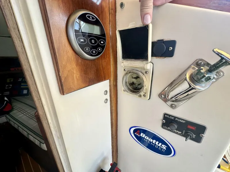 Slide: The Image of Fortier 26 1979 - 5563855