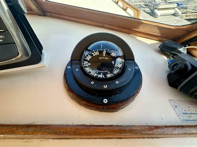 Slide: The Image of Fortier 26 1979 - 5563861