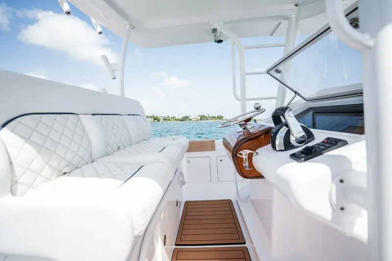 Slide: The Image of Bonadeo 37 WACC 2018 - 5563972