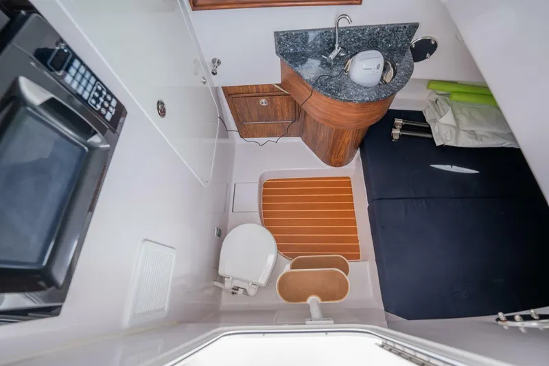 Slide: The Image of Bonadeo 37 WACC 2018 - 5563969