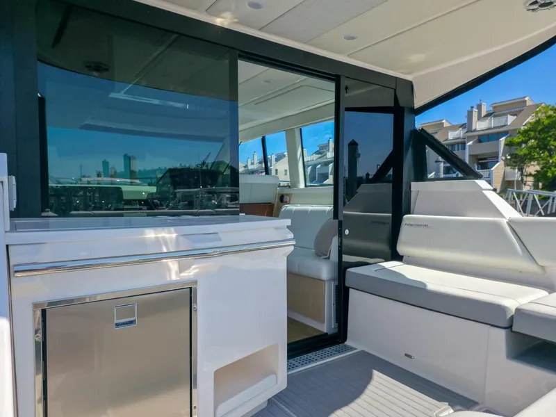 Slide: The Image of Regal 38 Grand Coupe 2026 - 5564075