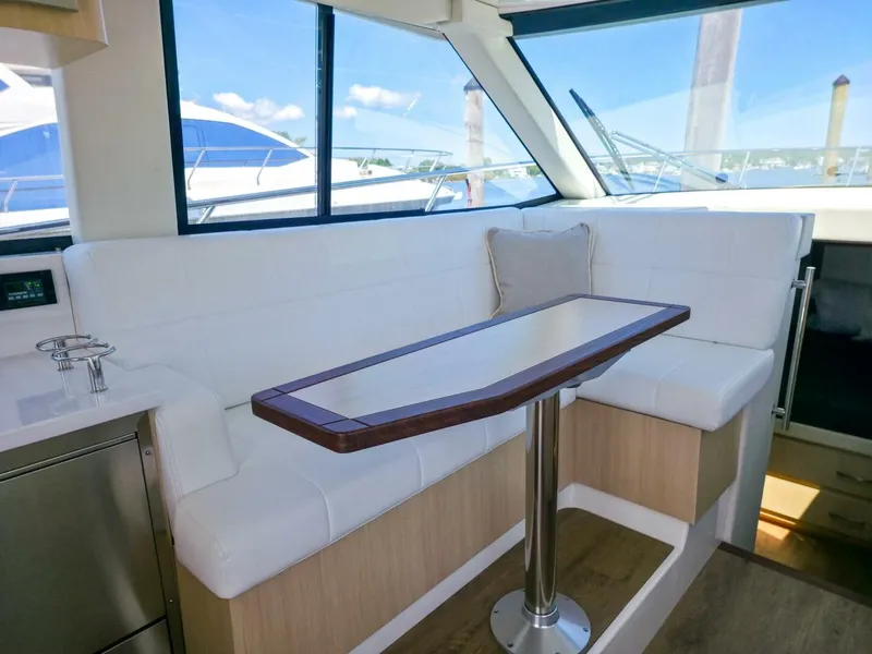 Slide: The Image of Regal 38 Grand Coupe 2026 - 5564165