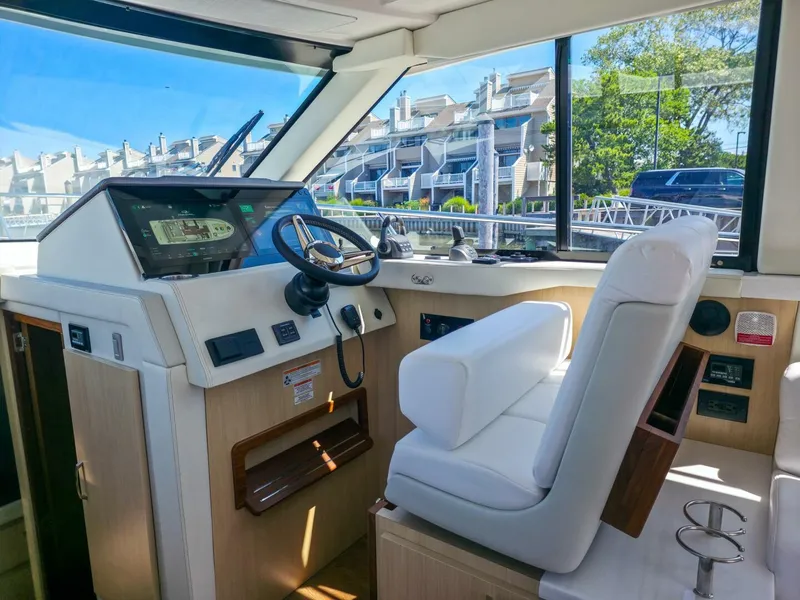 Slide: The Image of Regal 38 Grand Coupe 2026 - 5564166