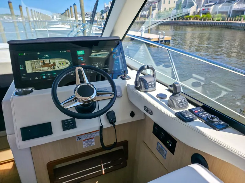 Slide: The Image of Regal 38 Grand Coupe 2026 - 5564164