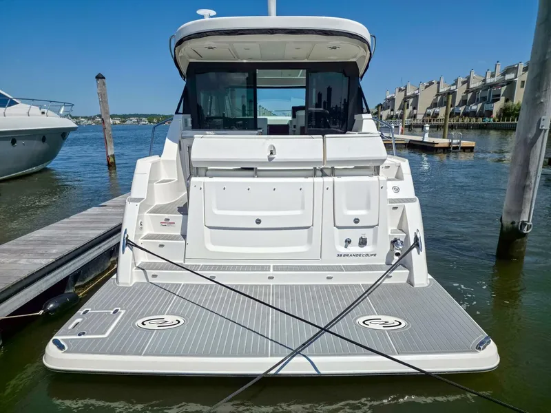Slide: The Image of Regal 38 Grand Coupe 2026 - 5564060