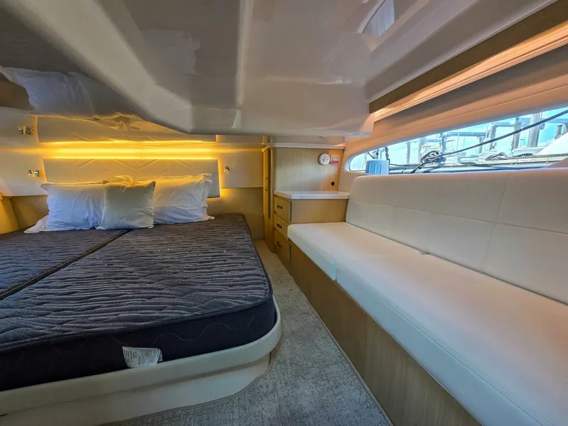 Slide: The Image of Regal 38 Grand Coupe 2026 - 5564188