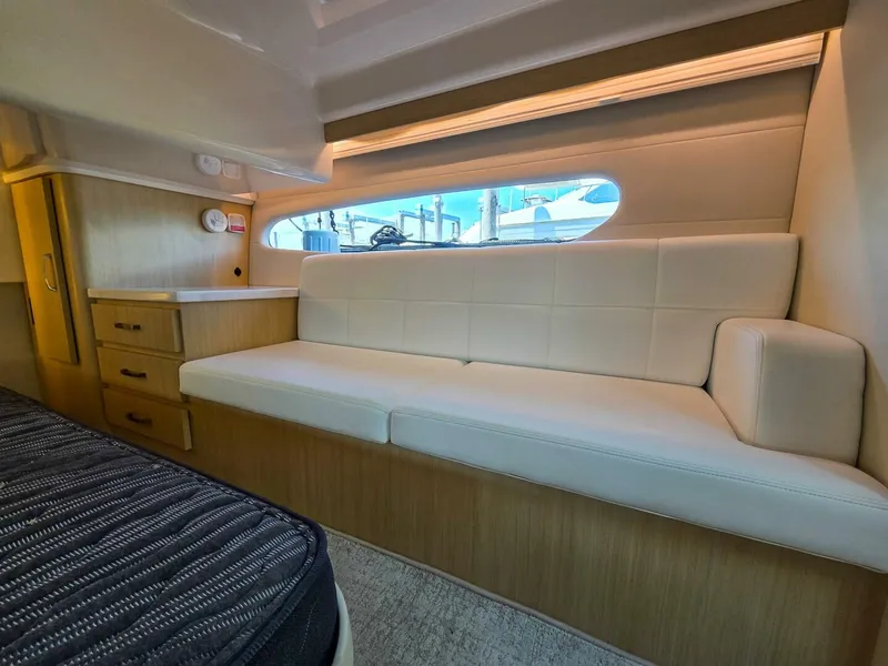 Slide: The Image of Regal 38 Grand Coupe 2026 - 5564190