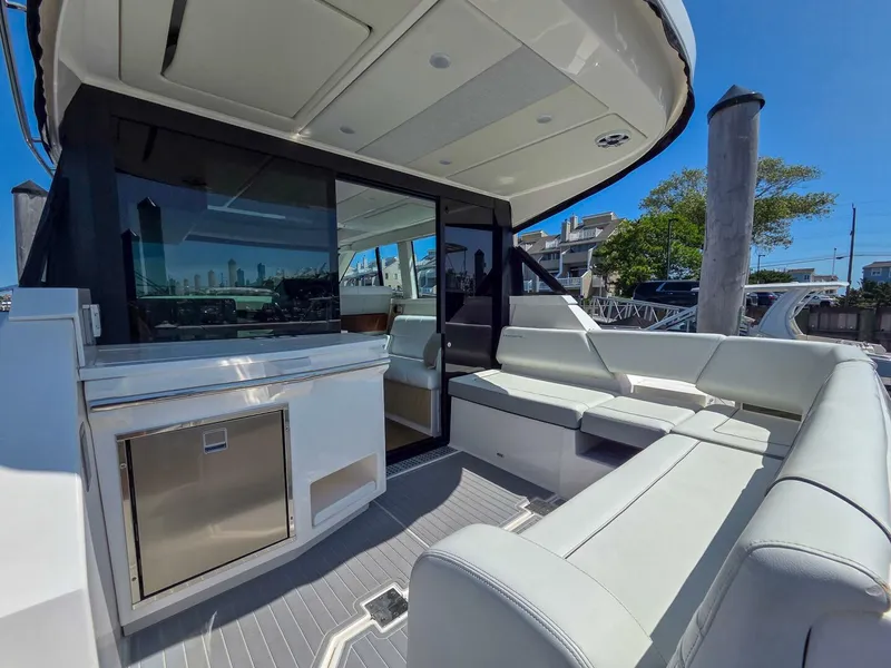 Slide: The Image of Regal 38 Grand Coupe 2026 - 5564065