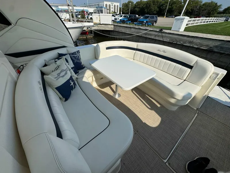 Slide: The Image of Sea Ray 390 Sundancer 2005 - 5564106