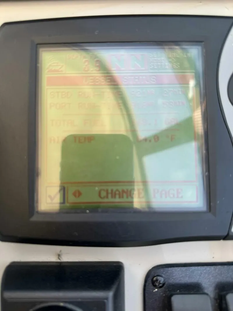 Slide: The Image of Sea Ray 390 Sundancer 2005 - 5564114