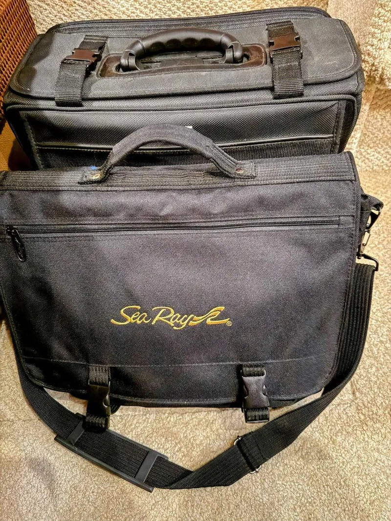 Slide: The Image of Sea Ray 390 Sundancer 2005 - 5564138