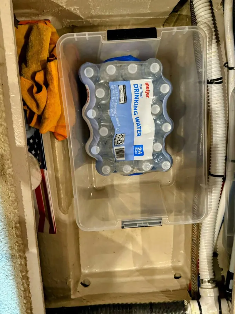 Slide: The Image of Sea Ray 390 Sundancer 2005 - 5564146