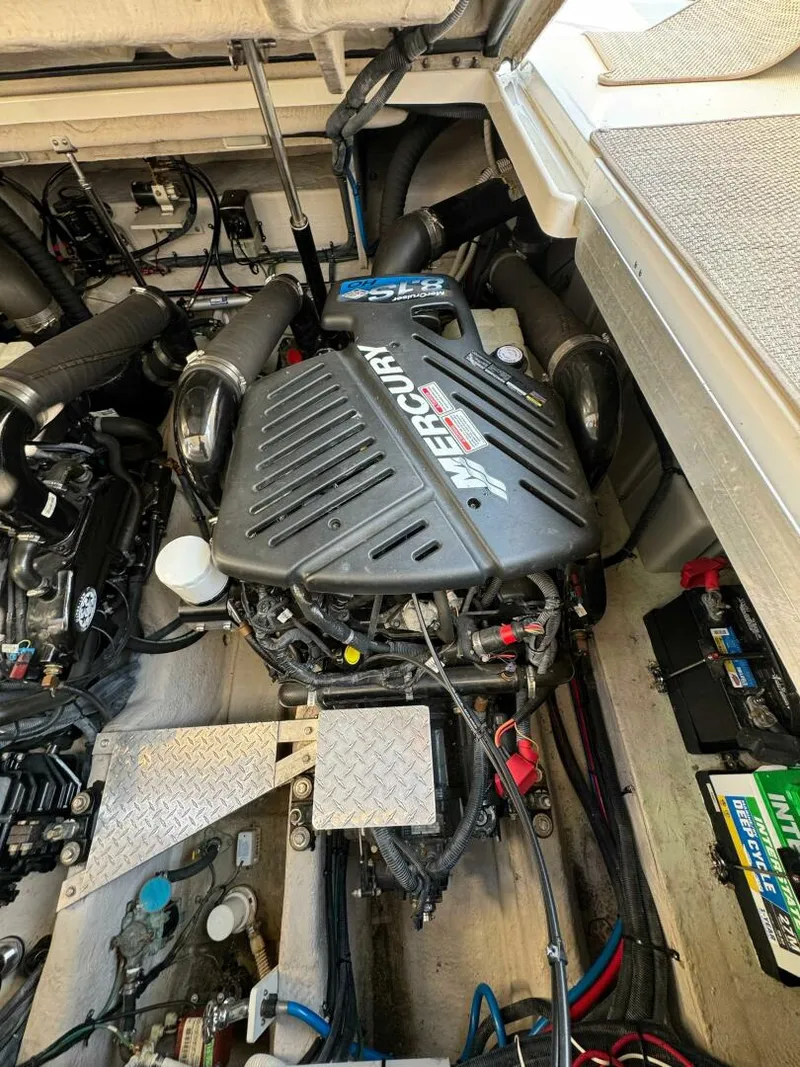 Slide: The Image of Sea Ray 390 Sundancer 2005 - 5564148