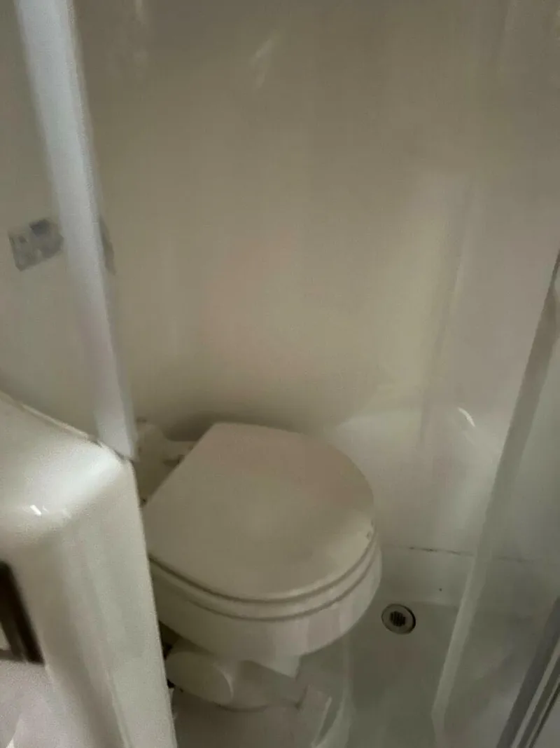 Slide: The Image of Carver Yachts 360 Sport Sedan 2003 - 5564380