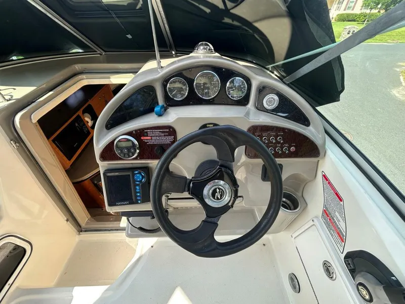 Slide: The Image of Sea Ray 260 Sundancer 2006 - 5564456