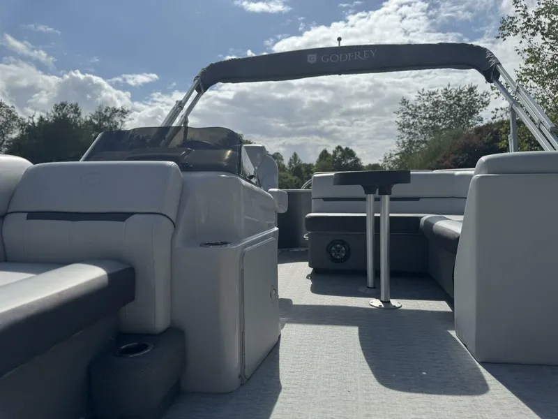 Slide: The Image of Godfrey 2086 2021 - 5564539