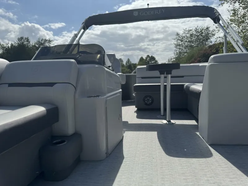 Slide: The Image of Godfrey 2086 2021 - 5564543