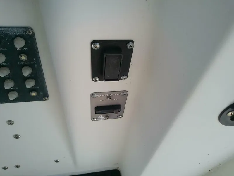 Slide: The Image of Boston Whaler 28 Outrage 2001 - 5564904