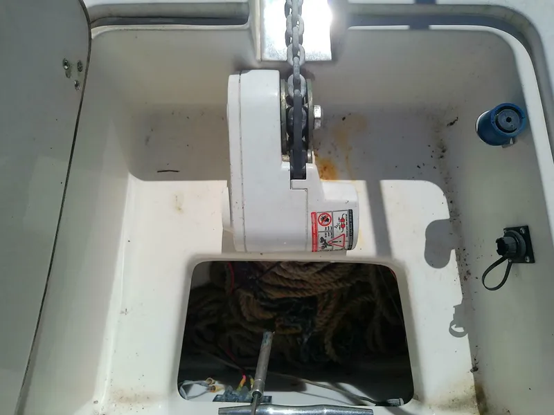 Slide: The Image of Boston Whaler 28 Outrage 2001 - 5564909