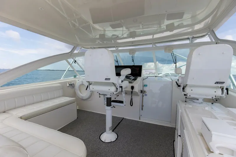 Slide: The Image of 2007 40 Cabo Express Big Blue Bridge (4) - 5592802