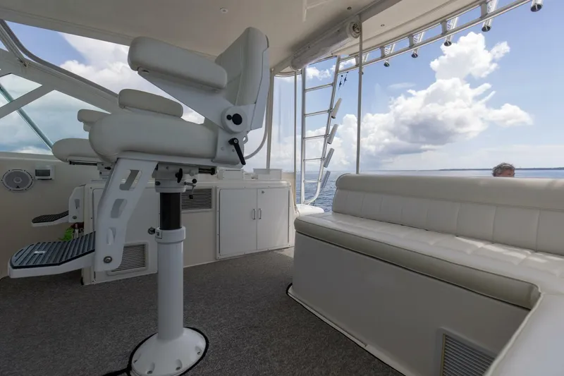 Slide: The Image of 2007 40 Cabo Express Big Blue Bridge (5) - 5592803